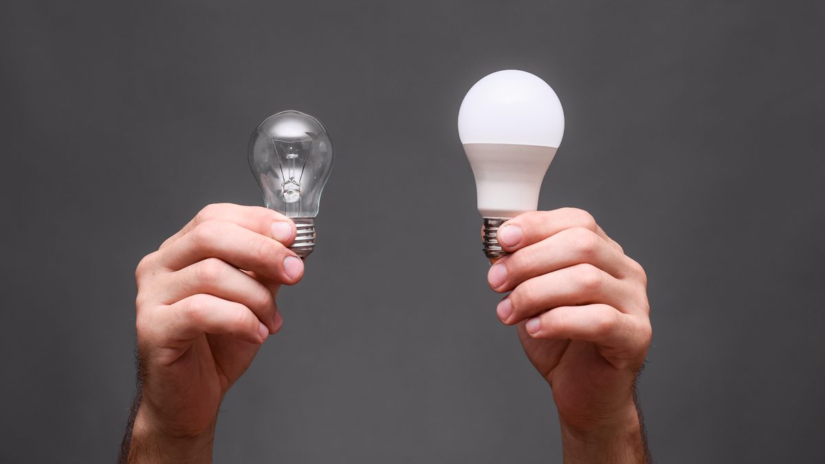 Lampa s teplotou světla nad pět tisíc kelvinů udělá z obýváku kancelář